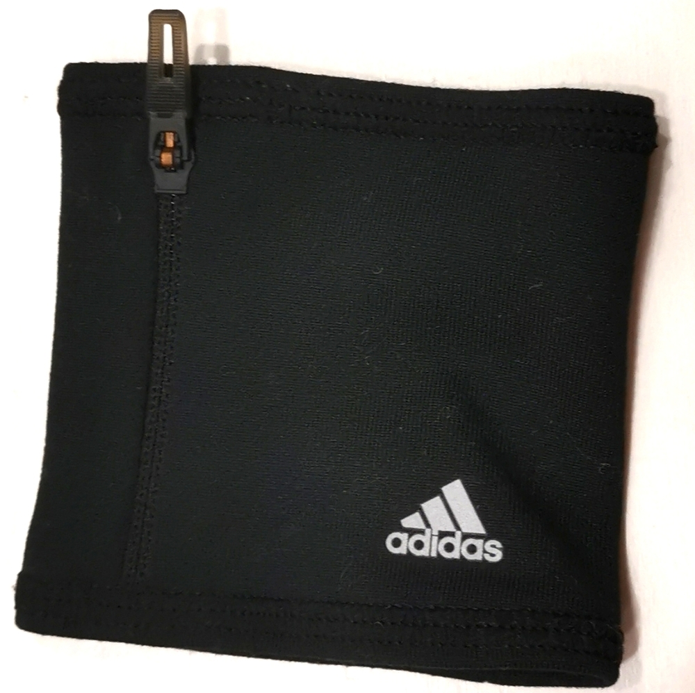 NWOT Adidas key wrist band